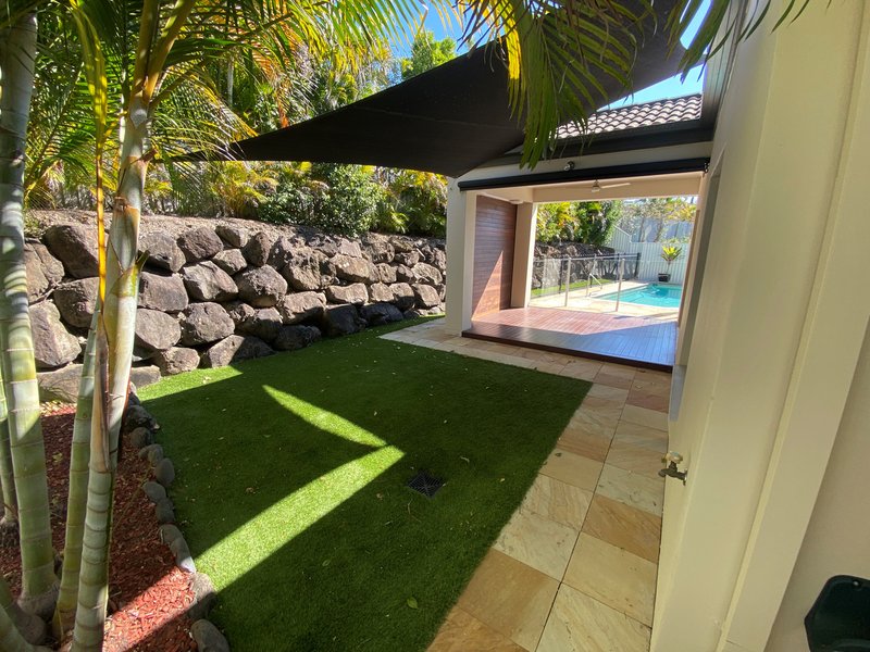 Photo - 13 Rimu Place, Molendinar QLD 4214 - Image 7