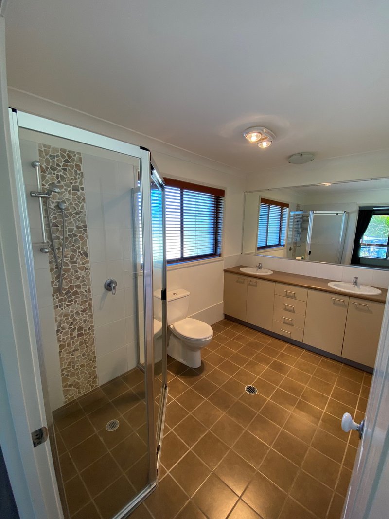 Photo - 13 Rimu Place, Molendinar QLD 4214 - Image 12