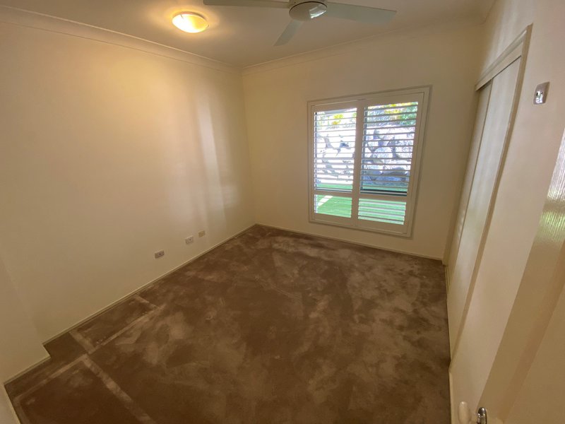 Photo - 13 Rimu Place, Molendinar QLD 4214 - Image 17
