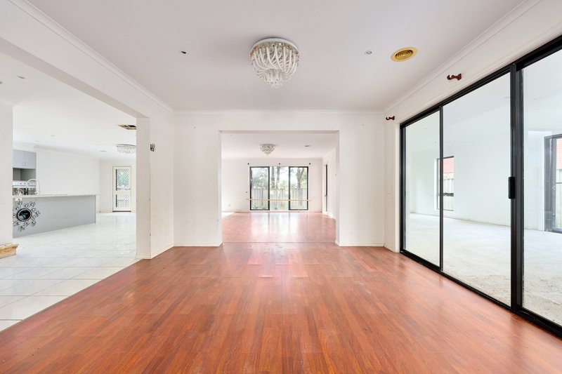 Photo - 13 Rivergum Rise, Hampton Park VIC 3976 - Image 7
