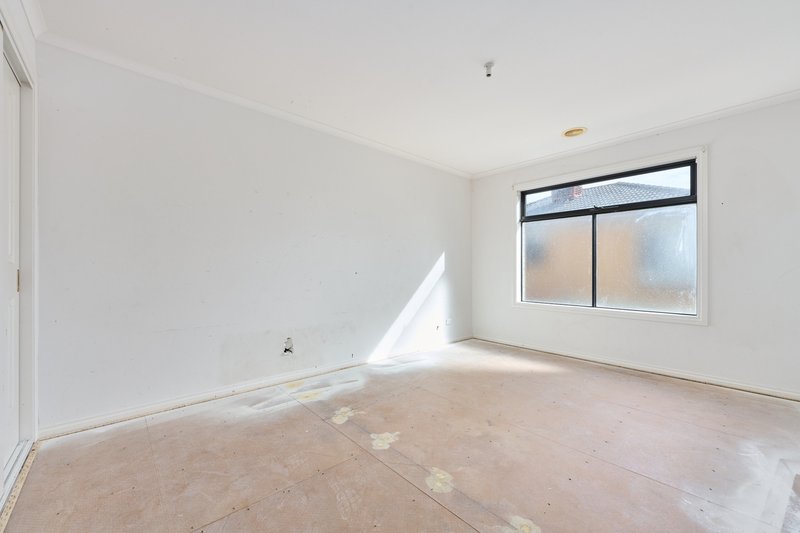 Photo - 13 Rivergum Rise, Hampton Park VIC 3976 - Image 8