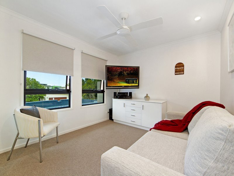 Photo - 13 Riverwalk Avenue, Robina QLD 4226 - Image 16