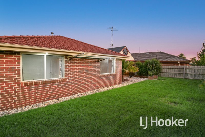 Photo - 13 Riviera Drive, Pakenham VIC 3810 - Image 13