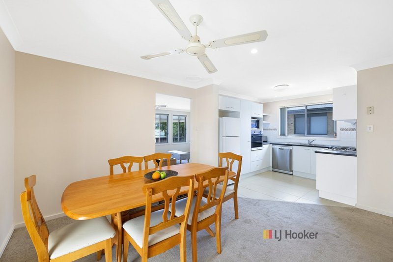 Photo - 13 Roanoke Drive, Lake Munmorah NSW 2259 - Image 5