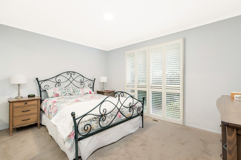 Photo - 13 Roberts Avenue, Hoppers Crossing VIC 3029 - Image 6