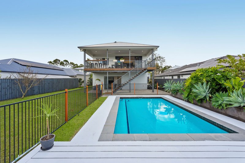 Photo - 13 Roberts Crescent, Bellbird Park QLD 4300 - Image 1