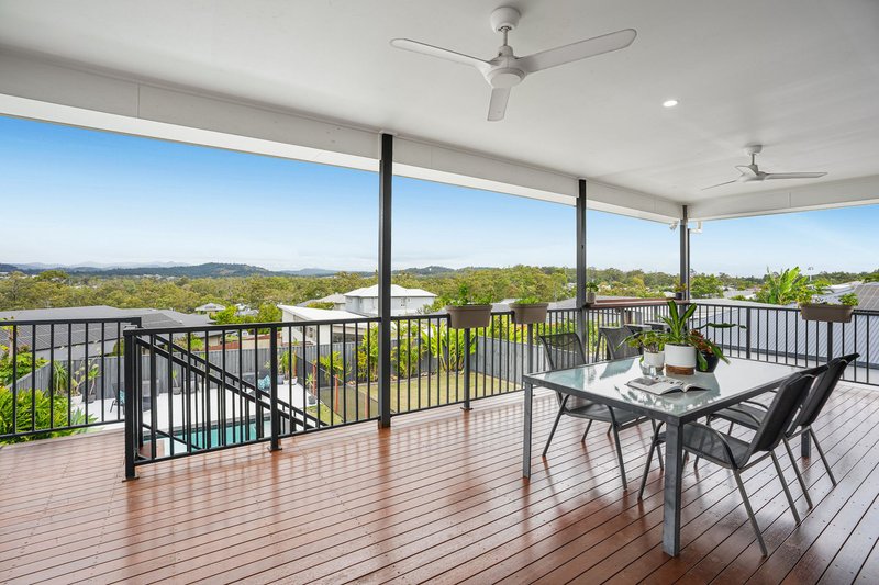 Photo - 13 Roberts Crescent, Bellbird Park QLD 4300 - Image 12