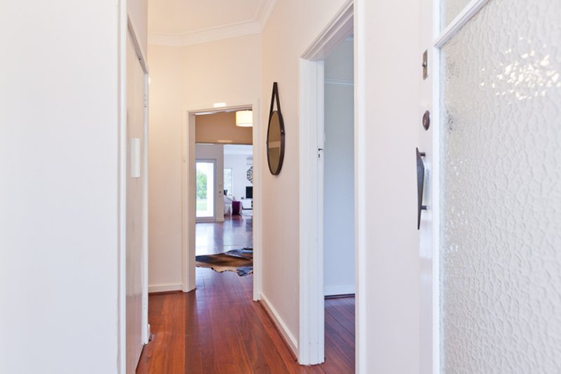 Photo - 13 Robinson Street, Nedlands WA 6009 - Image 4