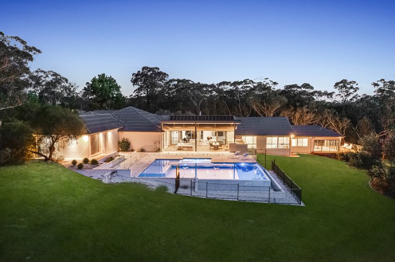 Photo - 13 Robson Road, Kenthurst NSW 2156 - Image 11