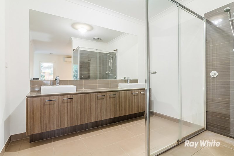 Photo - 13 Rock Daisy Drive, Cranbourne West VIC 3977 - Image 18