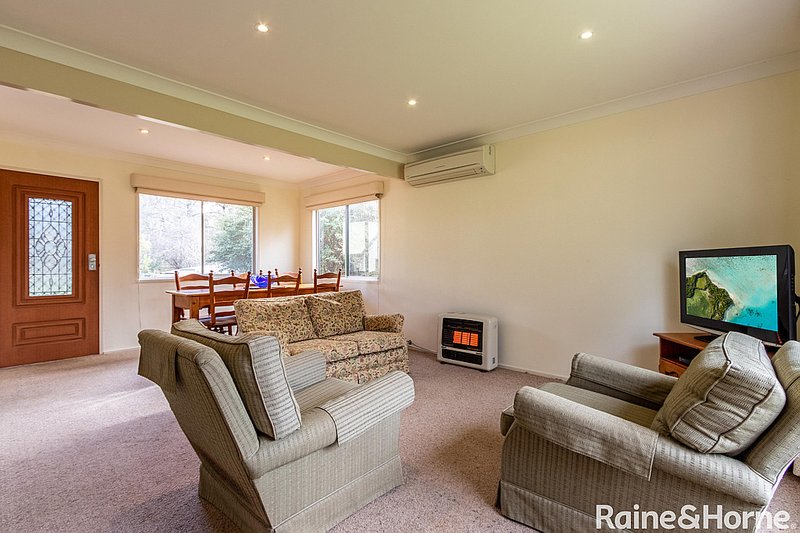 Photo - 13 Rockley Street, Perthville NSW 2795 - Image 5