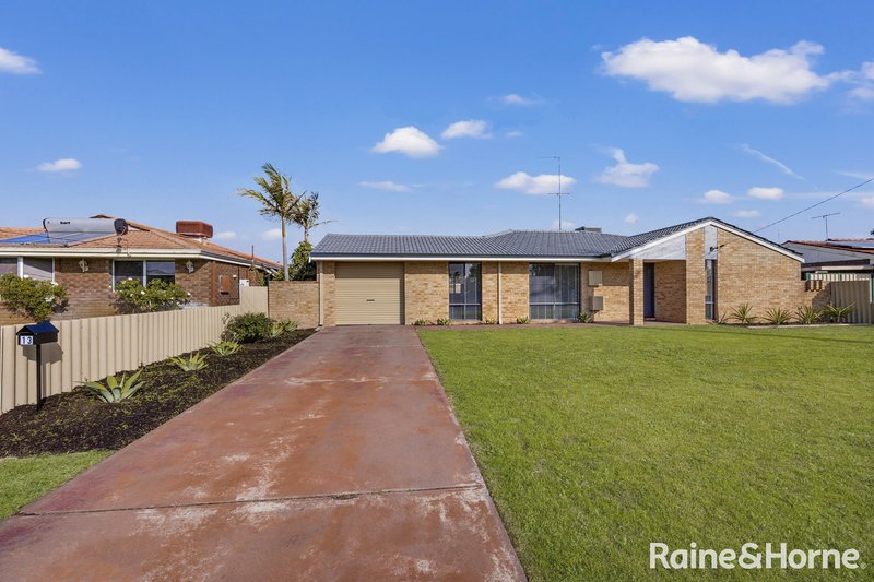 Photo - 13 Roeger Place, East Bunbury WA 6230 - Image 2