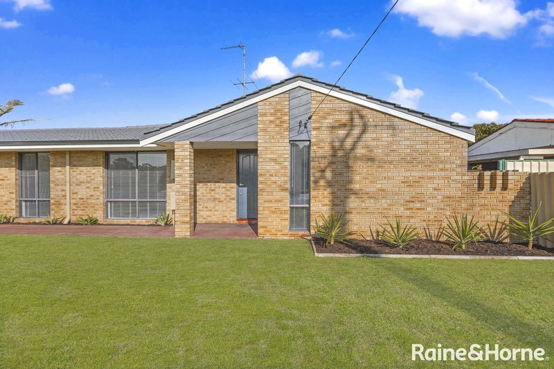 Photo - 13 Roeger Place, East Bunbury WA 6230 - Image 3