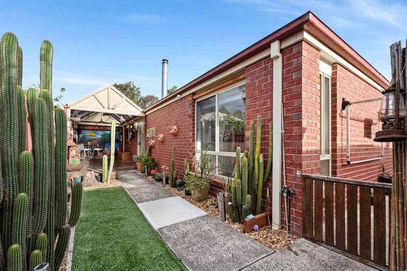 Photo - 13 Rolain Avenue, South Morang VIC 3752 - Image 16