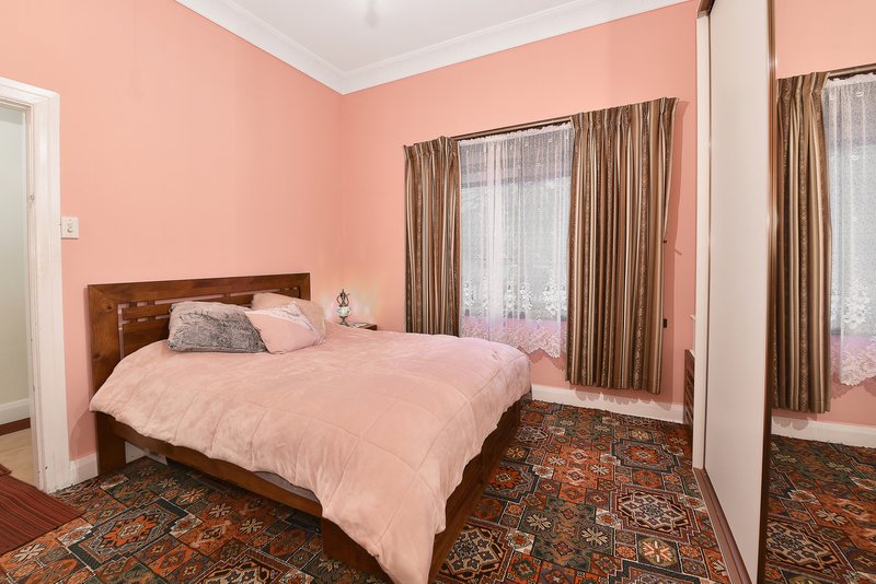 Photo - 13 Rolland Street, Coburg VIC 3058 - Image 6