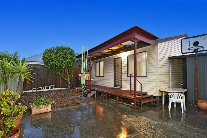 Photo - 13 Rolland Street, Coburg VIC 3058 - Image 10