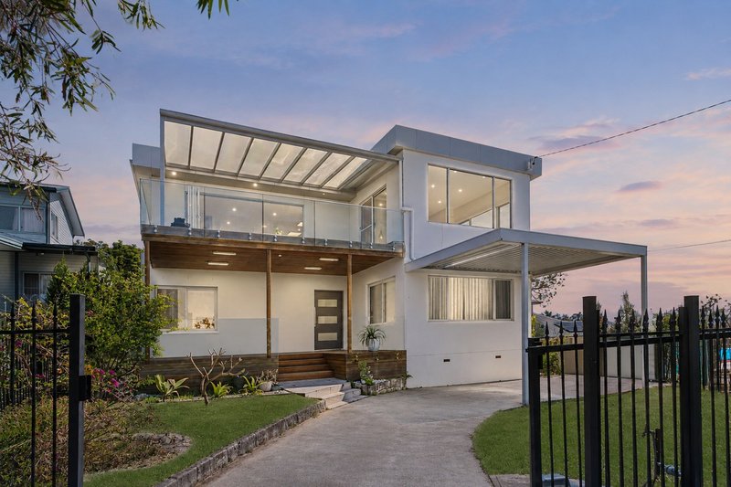 Photo - 13 Rowena Road, Narraweena NSW 2099 - Image 1