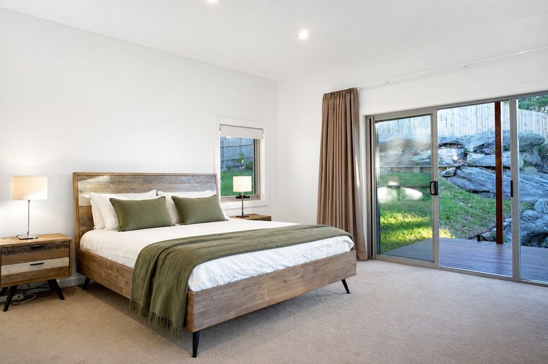 Photo - 13 Rowena Road, Narraweena NSW 2099 - Image 9