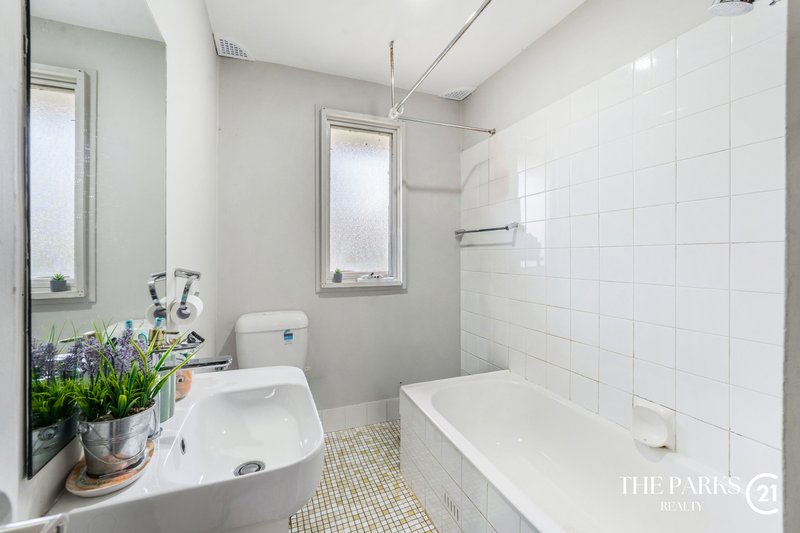 Photo - 13 Rowley Place, Airds NSW 2560 - Image 8