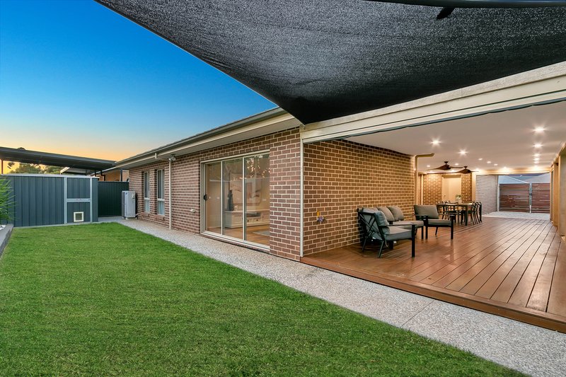 Photo - 13 Roxburgh Crescent, Blakeview SA 5114 - Image 21