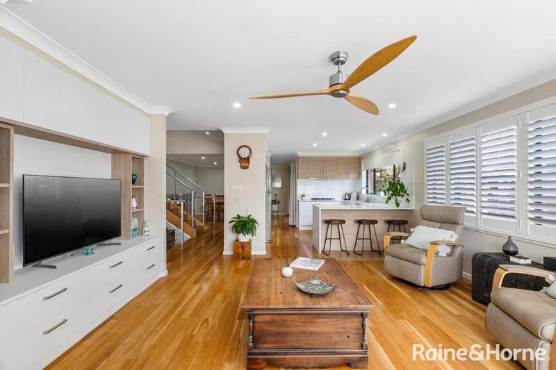 Photo - 13 Royal Mantle Drive, Ulladulla NSW 2539 - Image 2