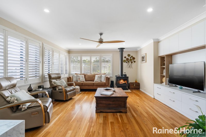 Photo - 13 Royal Mantle Drive, Ulladulla NSW 2539 - Image 4
