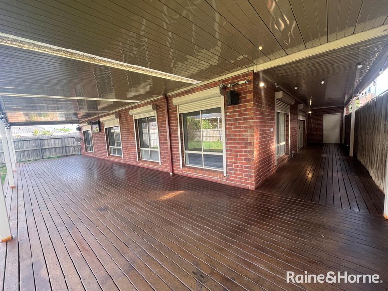 Photo - 13 Rushcutters Place, Taylors Hill VIC 3037 - Image 21