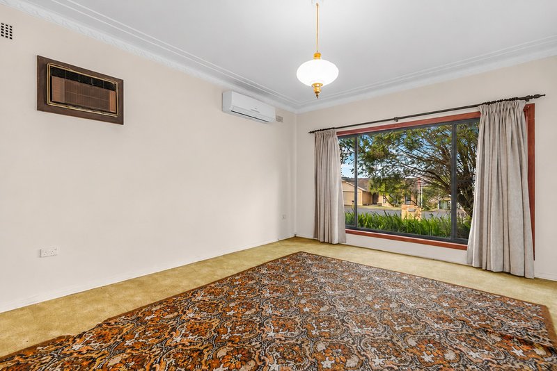 Photo - 13 Ruswell Avenue, Warners Bay NSW 2282 - Image 7
