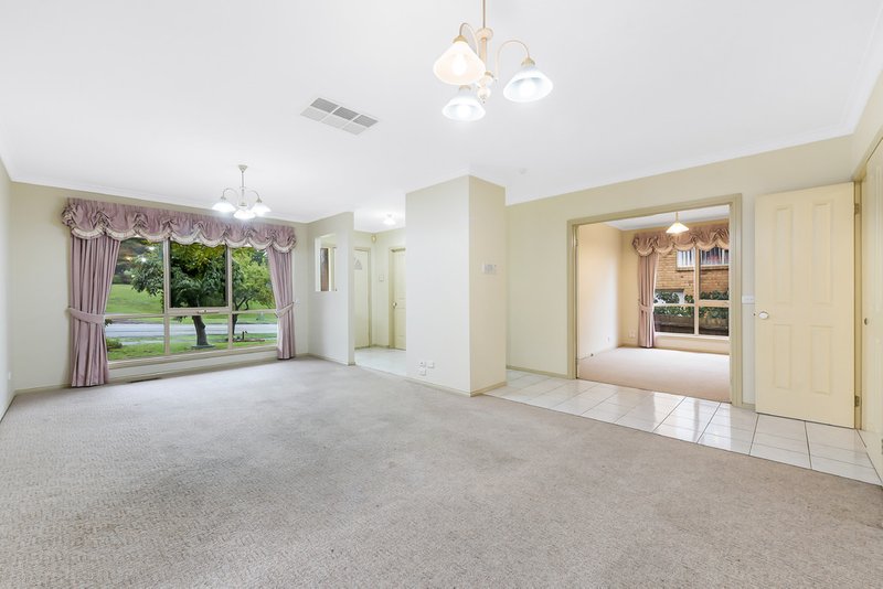 Photo - 13 Ryelands Drive, Narre Warren VIC 3805 - Image 8