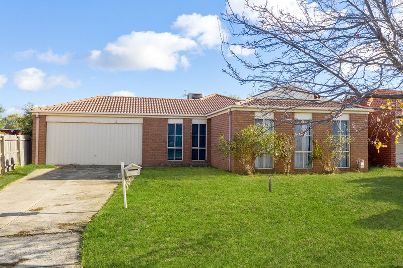 13 Sainsbury Avenue, Hillside VIC 3037