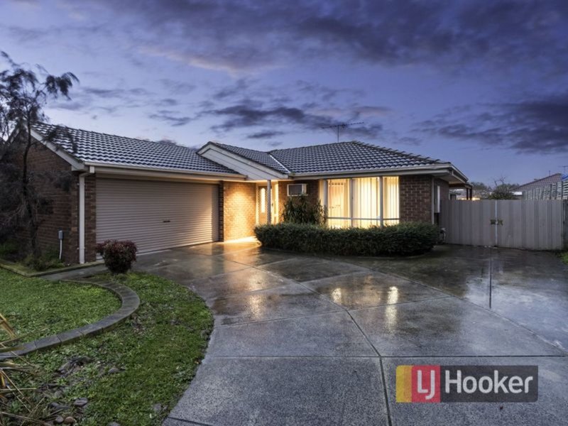 13 Samantha Crescent, Cranbourne North VIC 3977