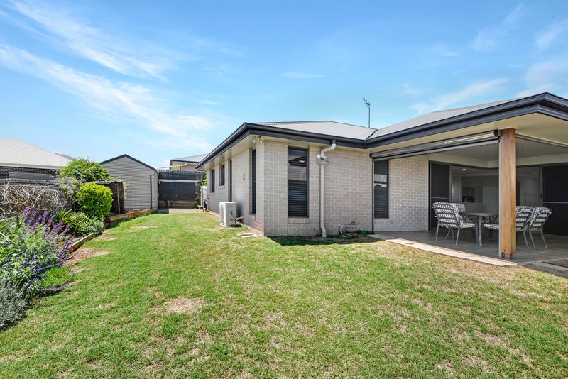 Photo - 13 Sanctuary Drive, Cranley QLD 4350 - Image 8