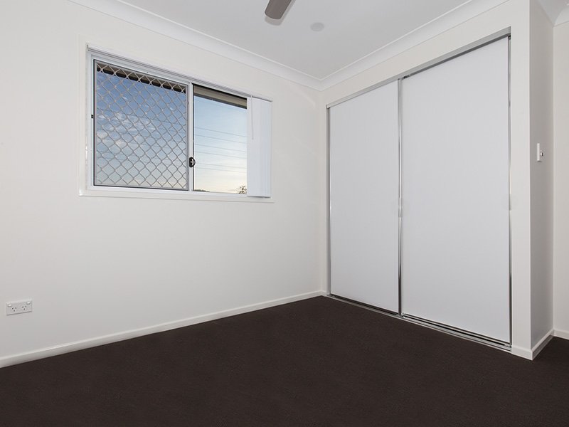 Photo - 13 Sanctuary Place, Upper Kedron QLD 4055 - Image 11