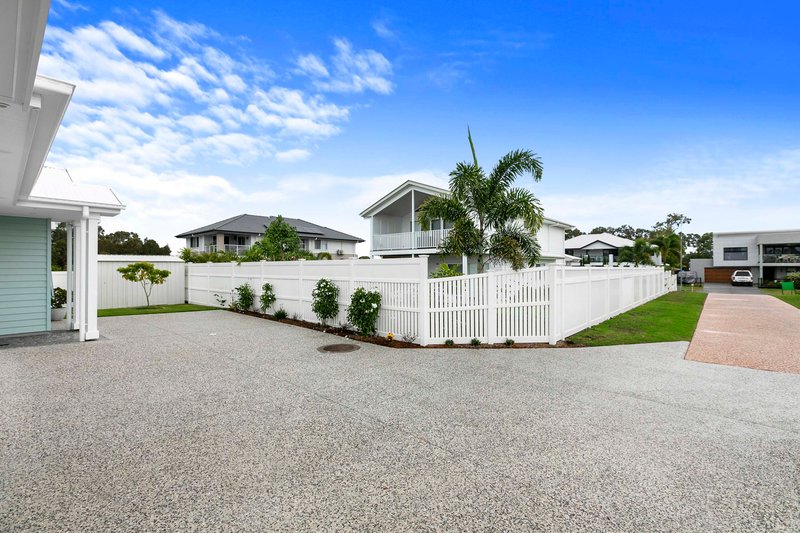 Photo - 13 Sandcastle Circuit, Burrum Heads QLD 4659 - Image 6