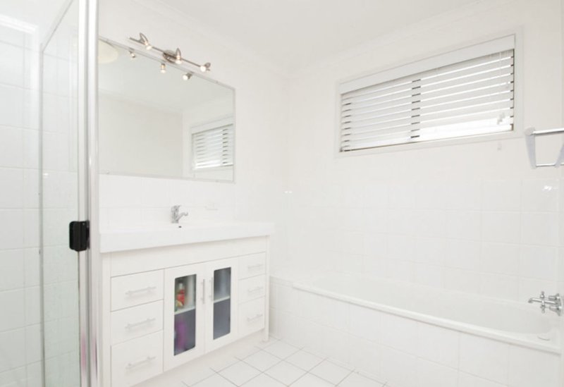 Photo - 1/3 Saracen Street, Battery Hill QLD 4551 - Image 7