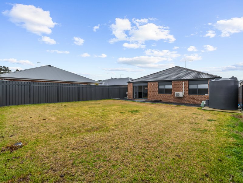 Photo - 13 Sarakos Circuit, Wangaratta VIC 3677 - Image 14