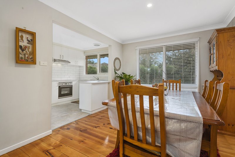 Photo - 13 Savages Lane, Woodend VIC 3442 - Image 4