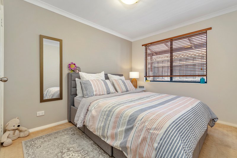 Photo - 13 Savona Grove, Mindarie WA 6030 - Image 23