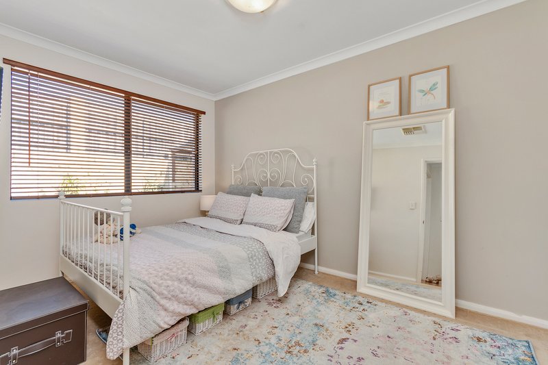 Photo - 13 Savona Grove, Mindarie WA 6030 - Image 25