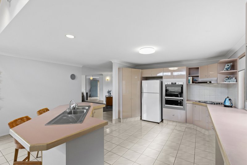 Photo - 13 Sawgrass Place, Robina QLD 4226 - Image 4