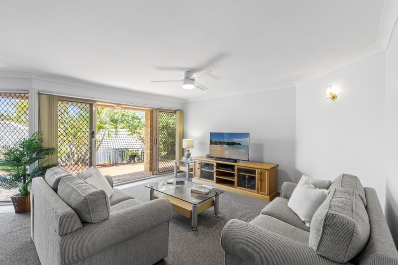 Photo - 13 Sawgrass Place, Robina QLD 4226 - Image 5