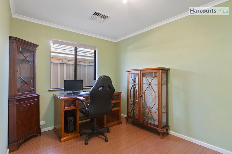 Photo - 13 School Oval Drive, Christie Downs SA 5164 - Image 11