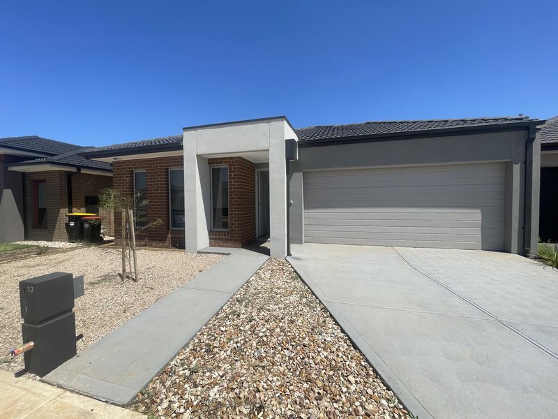 Photo - 13 Scorpio Road, Weir Views VIC 3338 - Image 2