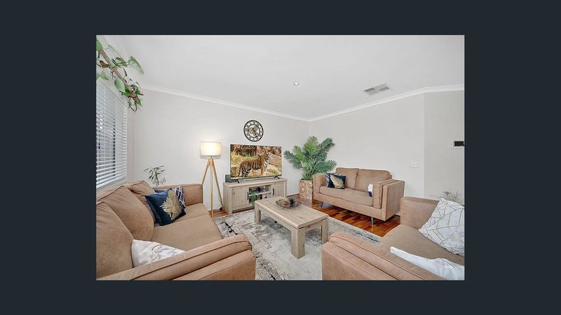 Photo - 13 Scotney Road, Craigieburn VIC 3064 - Image 5