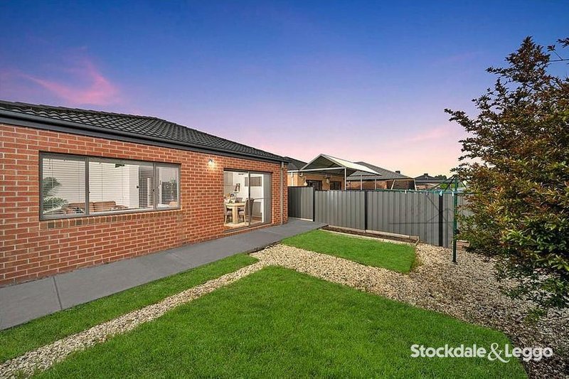 Photo - 13 Scotney Road, Craigieburn VIC 3064 - Image 13