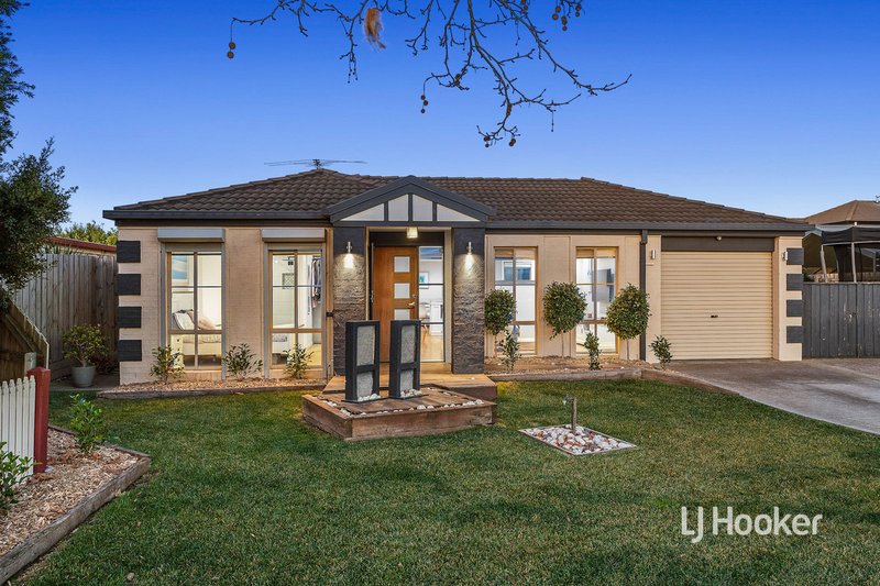 13 Seaside Close, Seabrook VIC 3028