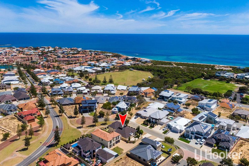 13 Seaview Place, Wannanup WA 6210