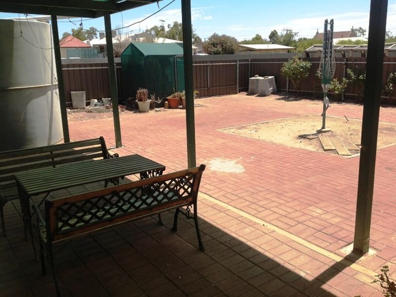 Photo - 13 Second Street, Minlaton SA 5575 - Image 14