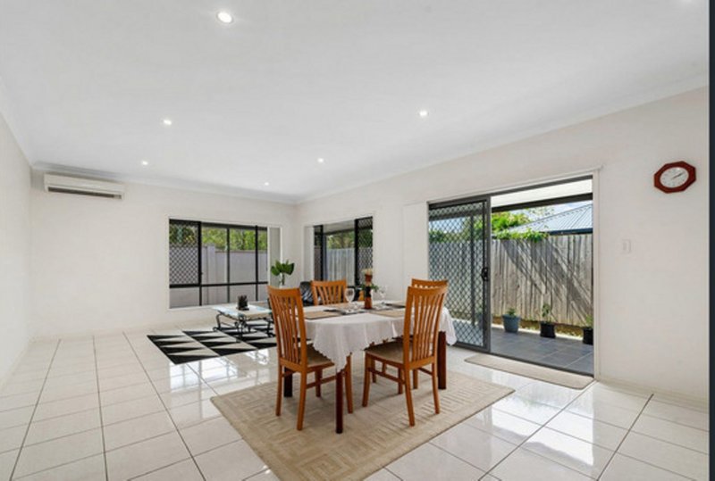 Photo - 13 Sedgemoor Street, Carseldine QLD 4034 - Image 4