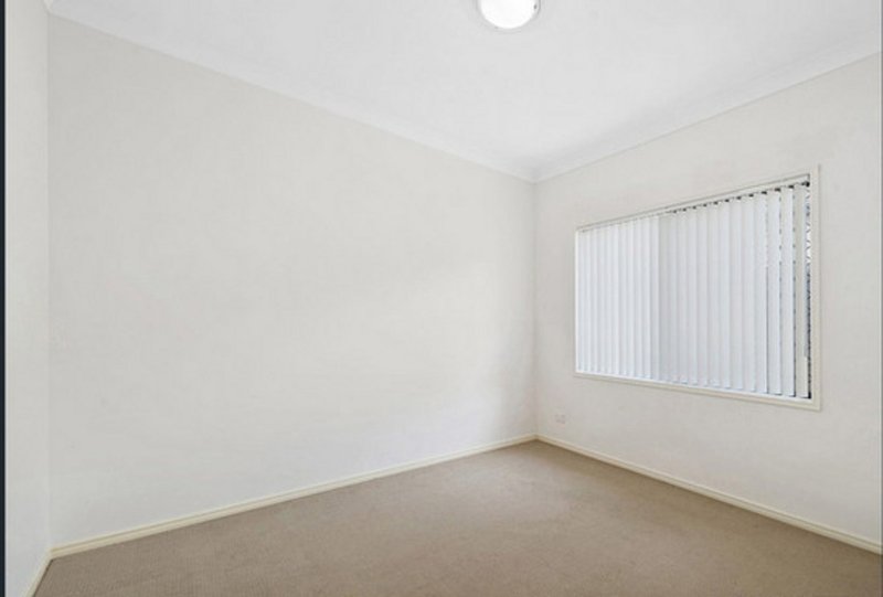 Photo - 13 Sedgemoor Street, Carseldine QLD 4034 - Image 9